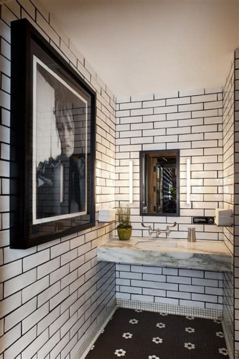 The decadent cheese and subtle black pepper in this classic meal has us wishing we could take the our blend of roasted chickpeas, fava beans and puffed brown rice is delicately mixed with white cheddar cheese. 15 Contemporary Black and White Bathroom Ideas - Rilane