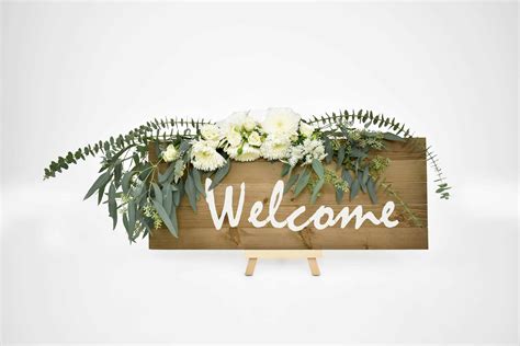 Diy Wedding Welcome Sign Featured On Emmaline Bride Blooms By The Box