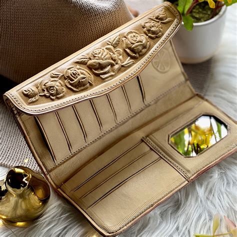 Timeless Elegance Discover Our Victorian Inspired Leather Wallets For Women