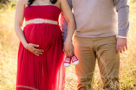 Maternity Photo Shoot Props And Ideas Line And Roots