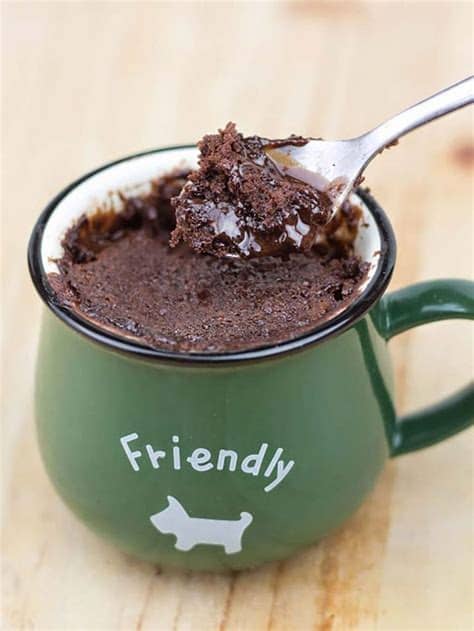 No sabes qué hacer de postre cuando tienes invitados en casa ¿quieres aprender a cocinar unos sabrosos y dulces brownies de chocolate? Cómo hacer un brownie riquísimo... ¡en un minuto ...