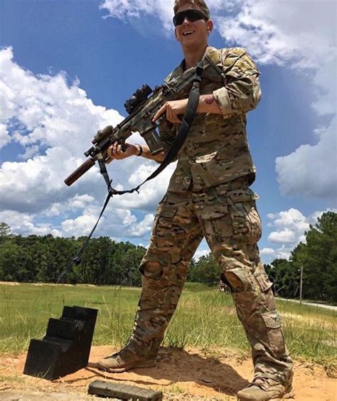 Us Army Rangers 75th Ranger Regiment Guns Person Weapons Guns