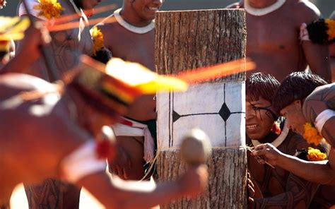 brazil s yawalapiti tribe take part in a ritual to honour the dead