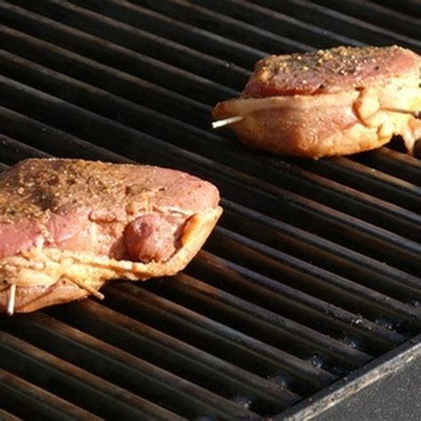 Cook for an additional 5 minutes, or to desired i followed the recipe exactly, except i pan seared the tuna for 3 minutes on each side instead of grilling it. Make tuna steaks on a gas grill for a summer meal ...