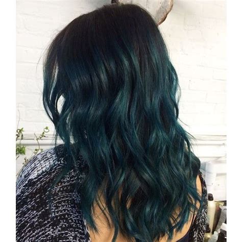 30 Teal Hair Dye Shades And Looks With Tips For Going Teal Cabelo Verde Cores De Cabelo
