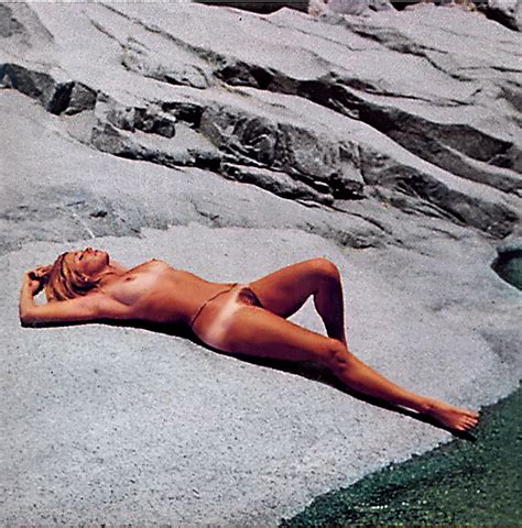 Naked Suzanne Somers Added By Jyvvincent