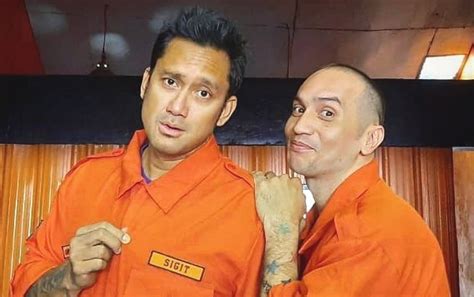 Gary iskak ternyata enggan hapus tato meski sudah hijrah, kenapa? Saat Istri Hamil, Tora Sudiro Dan Gary Iskak Kompak Ikut ...