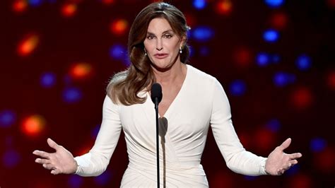 Caitlyn Jenner Will Pose Nude For Si Olympics Cover