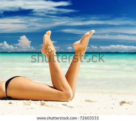 Women S Beautiful Legs On The Beach Stock Photo 72603151 Shutterstock