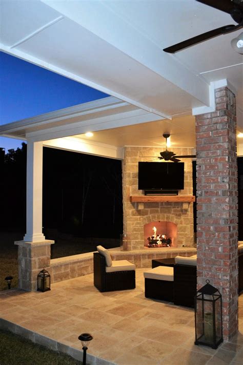 Outdoor Living Area With Corner Fireplace In Irving Las Colinas