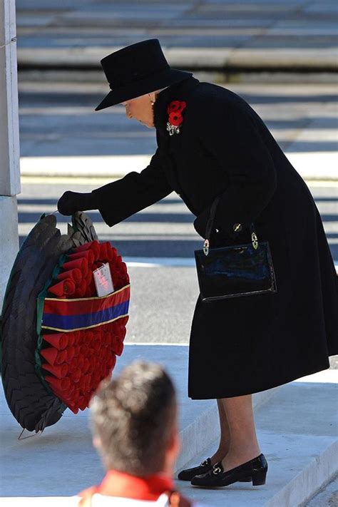 Queen Elizabeth Leads Remembrance Sunday Tribute