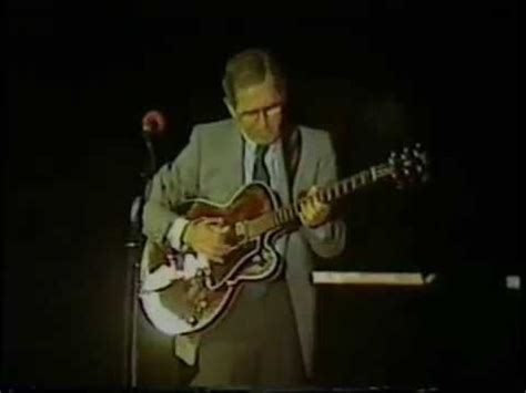 Chet Atkins - Fingerstyle Guitar Medley | Fingerstyle guitar, Guitar