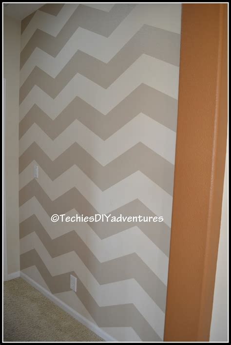 Chevron Pattern Painted Wall Techies Diy Adventures