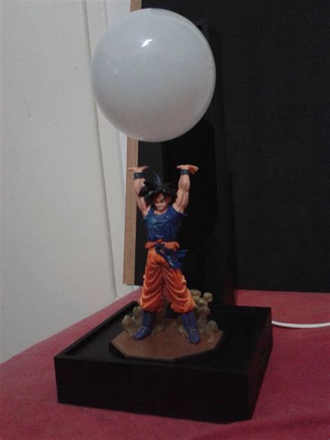 We offer different designs with 3d led lights! Una lámpara con Goku haciendo una genkidama de Dragon Ball ...