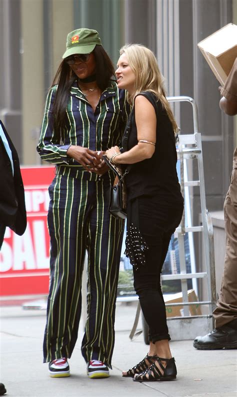 Kate Moss And Naomi Campbell Take In A Smoke Together In