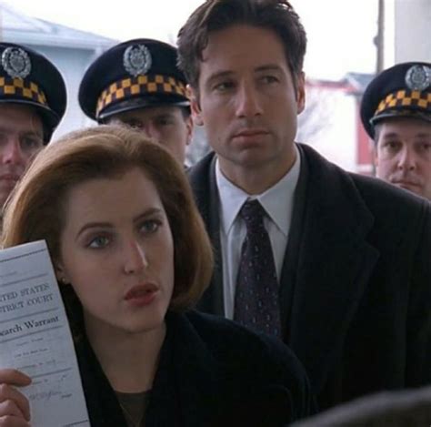 Pin By Gee Pin On Series X Files Dana Scully Mulder Scully