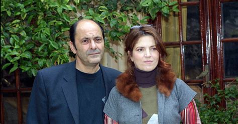 Et il veut savoir de quoi. Agnès Jaoui et Jean-Pierre Bacri - Photocall du film Comme ...