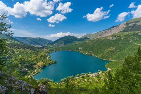 Lago Di Scanno Cosa Vedere E Cosa Fare Nei Dintorni Del Lago