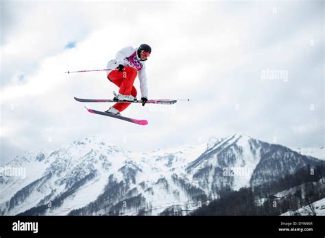 Eveline Bhend Sui Competing In The Ladies Ski Slopestyle At The