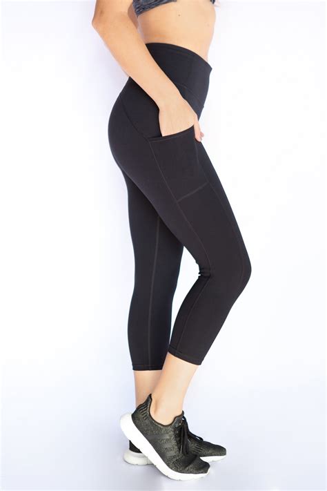 High Waisted Capri Leggings With Pockets