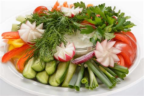 Raw Vegetable Tray with Horseradish Vegetable Dip | The Association for ...