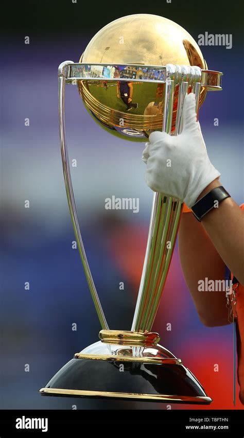 Cricket World Cup Trophy Hi Res Stock Photography And Images Alamy
