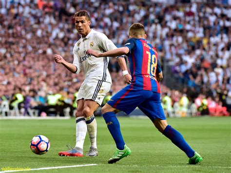 Ronaldo vs Messi Wallpaper 2018 (77+ images)