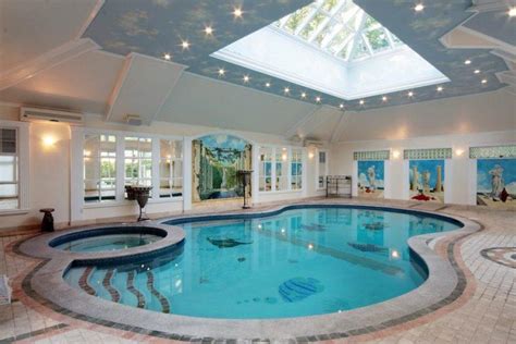 Réhabilitations & patrimoine historique : 20 Homes With Beautiful Indoor Swimming Pool Designs