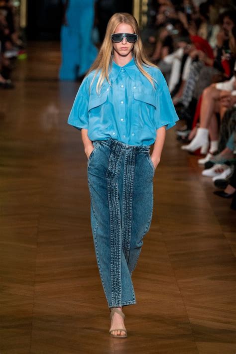 These 6 2020 Denim Trends Will Have You Wearing Jeans Every Single Day