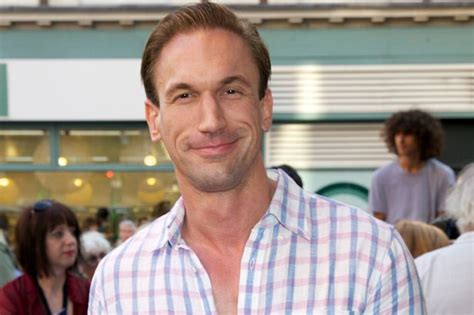 'tv doctor' (according to my critics) and scourge of pseudoscience. Christian Jessen di Malattie Imbarazzanti: "Gli italiani ...