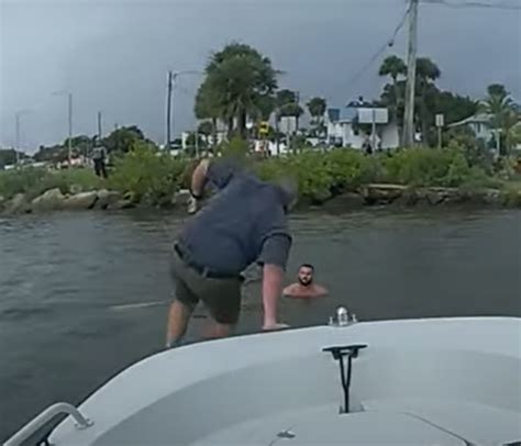 Florida Cop Jumps Into Water To Arrest Boat Burglary Suspect Breaking