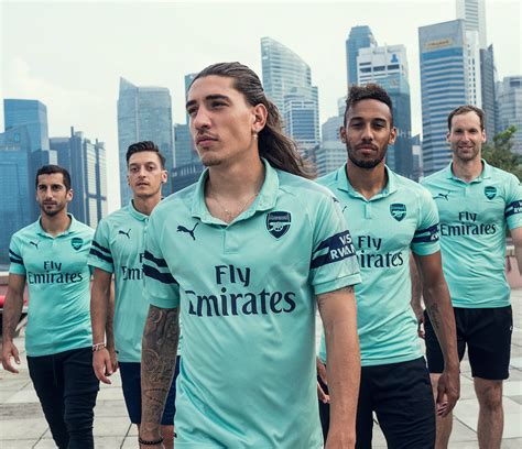 Arsenal Unveils Its 201819 Third Kit In Singapore Arsenal True Fans