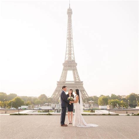 How To Get Married In Front Of The Eiffel Tower Wedding Officiant