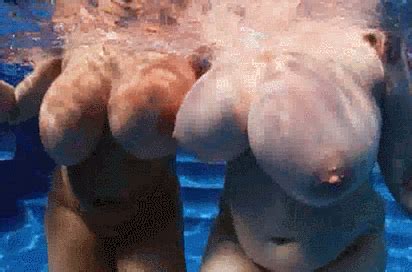 Underwater Boobs Titties Floating Under Water Gifs | My XXX Hot Girl