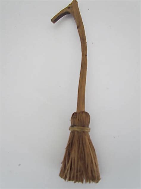 Most Unusual Small Shaved Broom Art Antiques Michigan