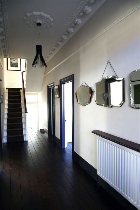 Best paint for trim and doors and tools. dark skirting boards light walls - Google Search ...