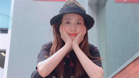 + body measurements & other facts. Sandara Park Used To Be Insecure Of Her Filipino English Accent