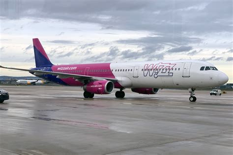Trip Review Wizz Airs Airbus A321neo From Frankfurt To Budapest