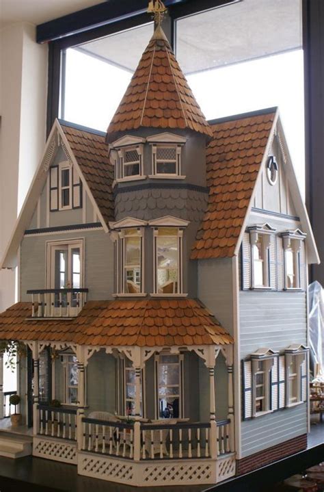 Victorian Dollhouses Victorian Dollhouse In Miniature Casas En