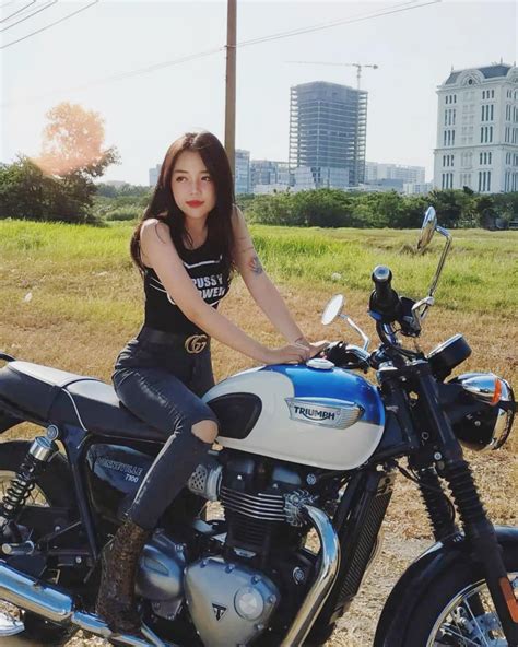 Linh ngọc đàm được nhiều bạn trẻ biết đến khi giành giải vô địch liên minh huyền thoại đông nam á năm 2015. Cơ bụng 11 của Linh Ngọc Đàm đỉnh quá, diện crop top mà ...