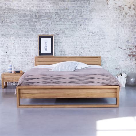 La tête de lit peut être installée dans les sens, avec la colonne de rangement à droite ou à gauche. Teak-Bett 160x200 - Verkauf von Massivteak-Betten ...