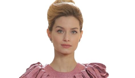 Giulia arena, classe 1994, viene incoronata miss italia nel 2013 e da allora non si è mai fermata. Il Paradiso delle Signore 5 Ludovica torna a Milano