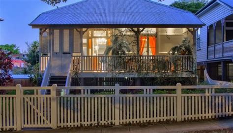 Beautifully Renovated 100 Year Old Queenslander Home Queenslander