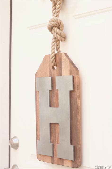 Choose a door hanger template design with or without text in various shapes or sizes. DIY Wood Monogram Door Hanger-7 - Sincerely Jean