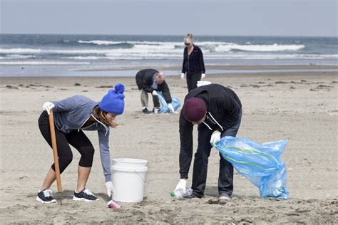 People On Beach Images