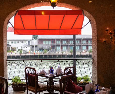 Casa del rio melaka is a luxurious hotel in malacca built on the bank of the melaka river. River Grill @ Casa del Rio, Malacca