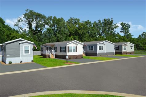 The Pros And Cons Of Every Mobile Home Community Type The Mhvillager