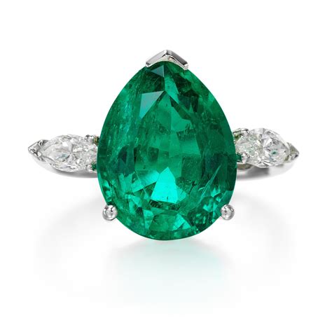 Emerald And Diamond Ring The Weekly Edit Fine Jewels London 2020