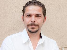 Atılay uluışık kaç yaşında ve gerçek ismi nedir? Kara Para Aşk Oyuncuları, Kadrosu, Gerçek İsimleri, Cast ...