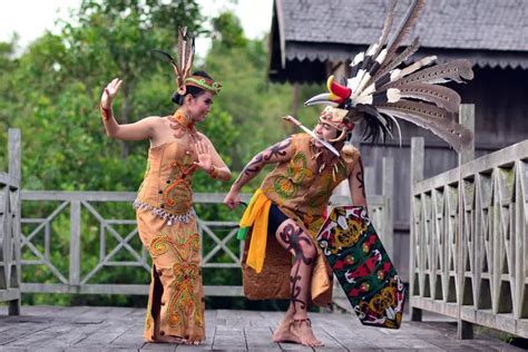 WAJIB TAU Ini 8 Suku Dengan Populasi Paling Banyak Di Indonesia Suku